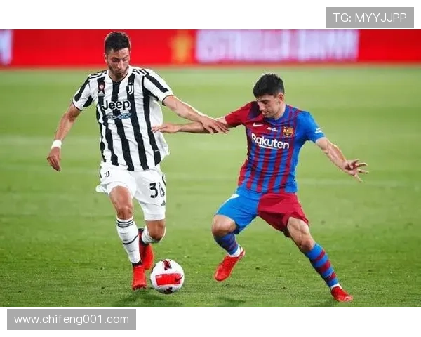 德佩的灵活盘带表现稳健,持续为球队重塑进攻风格 德佩的灵活盘带表现稳健,持续为球队重塑进攻风格