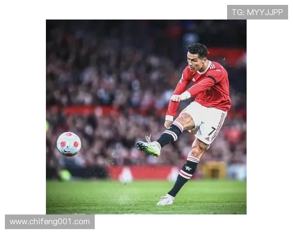 C罗在曼联的辉煌岁月与表现分析,展示传奇球员的蜕变历程 C罗在曼联的辉煌岁月与表现分析,展示传奇球员的蜕变历程