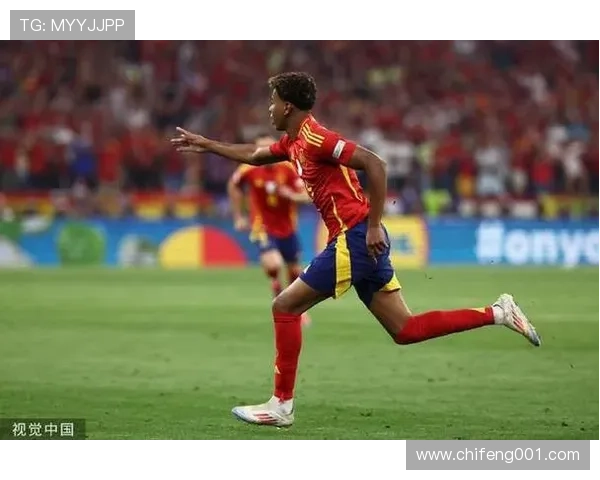 拉明·亚马尔：欧洲杯夺冠，最年轻冠军成员之一