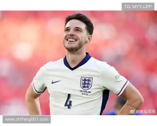 赖斯与顶级后腰争夺世界第一