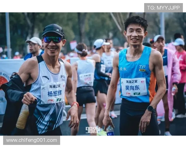 吴向东训练完直接去菜市场砍价，这反差谁懂